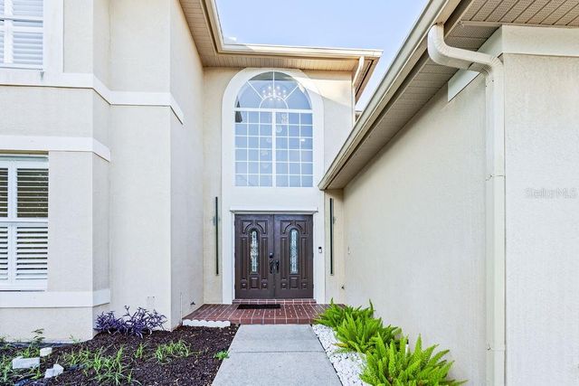 811 SANDCASTLE CIRCLE, Brandon, FL 33511