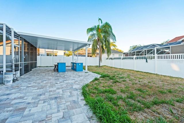 811 SANDCASTLE CIRCLE, Brandon, FL 33511