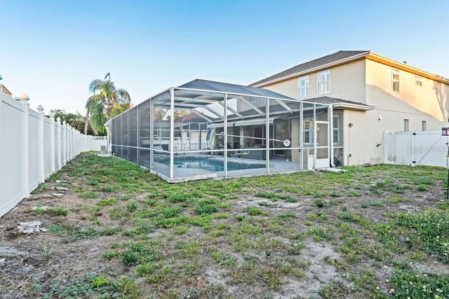 811 SANDCASTLE CIRCLE, Brandon, FL 33511