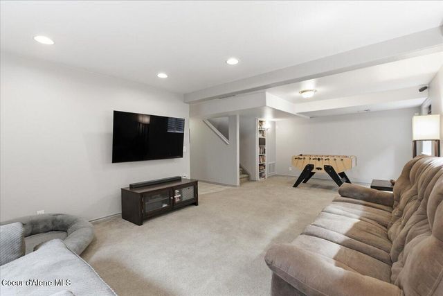 5968 N Stafford RD, Coeur D'alene, ID 83815