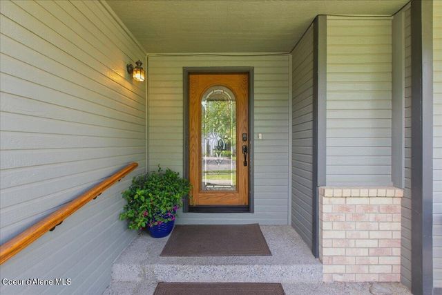 5968 N Stafford RD, Coeur D'alene, ID 83815