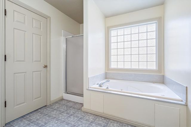 22314 Dawn Hill East Road, Siloam Springs, AR 72761