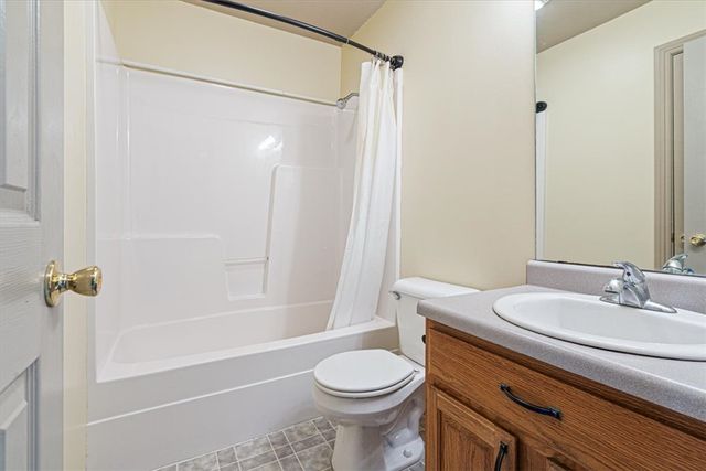 22314 Dawn Hill East Road, Siloam Springs, AR 72761
