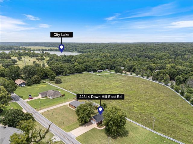 22314 Dawn Hill East Road, Siloam Springs, AR 72761