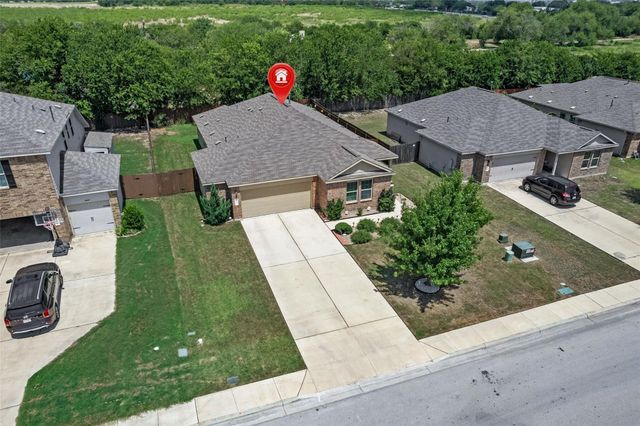 196 Jackson Blue LN, Kyle, TX 78640
