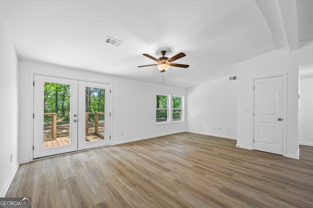 274 Elder Court, Bogart, GA 30622