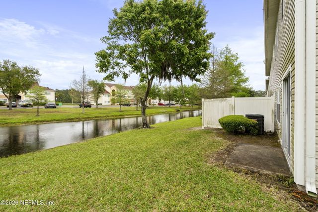 1527 BISCAYNE BAY Drive, Jacksonville, FL 32218