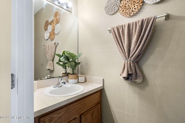 1527 BISCAYNE BAY Drive, Jacksonville, FL 32218