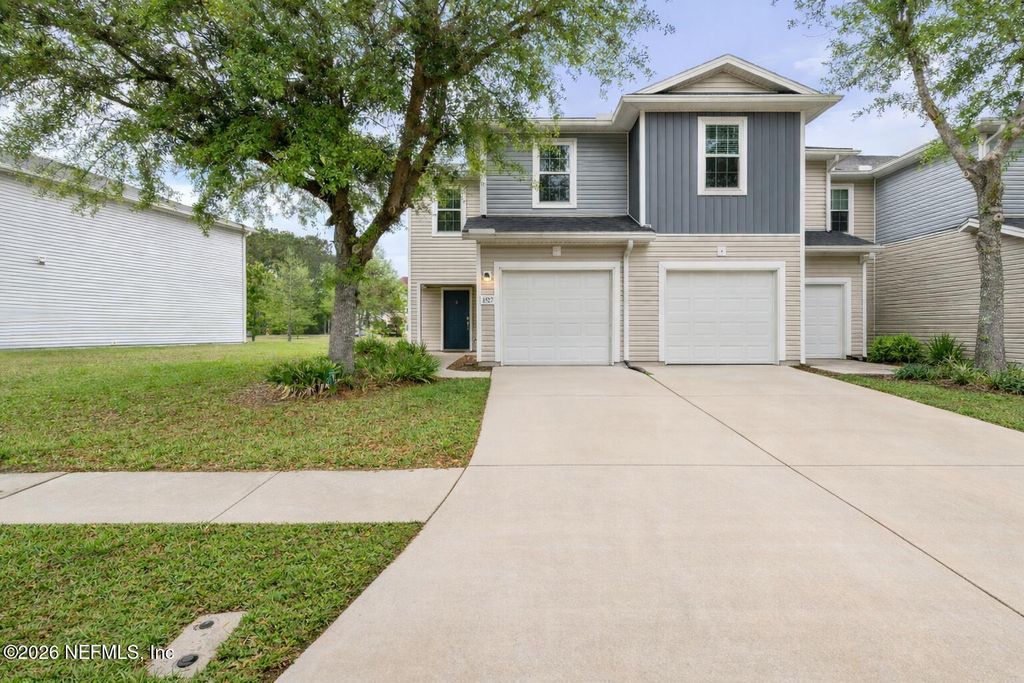 1527 BISCAYNE BAY Drive, Jacksonville, FL 32218