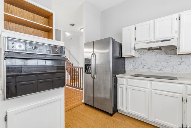 9129 Encino Village, San Antonio, TX 78250