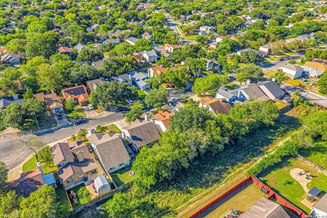 9129 Encino Village, San Antonio, TX 78250