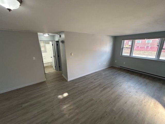 171 Loudon Rd Apt 7, Concord, NH 03301