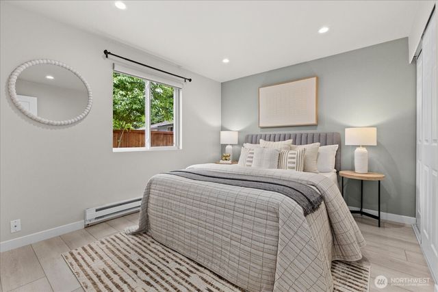 9904 167th Avenue NE, Redmond, WA 98052