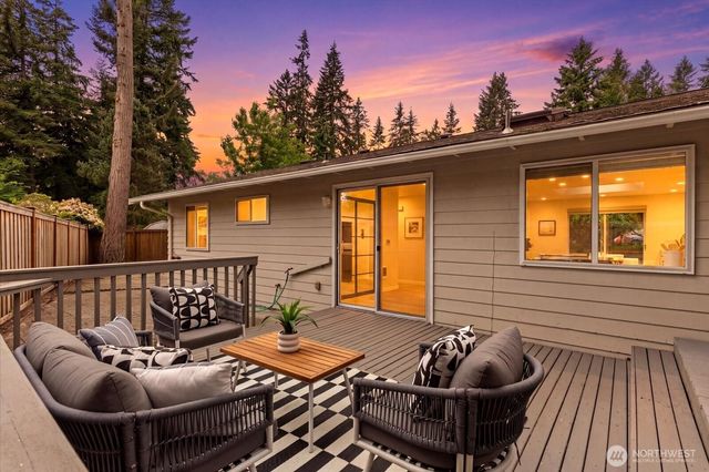 9904 167th Avenue NE, Redmond, WA 98052