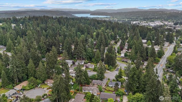9904 167th Avenue NE, Redmond, WA 98052