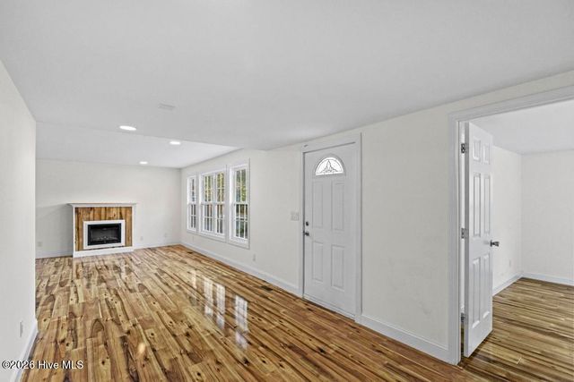 159 Tillett Lane, Sneads Ferry, NC 28460