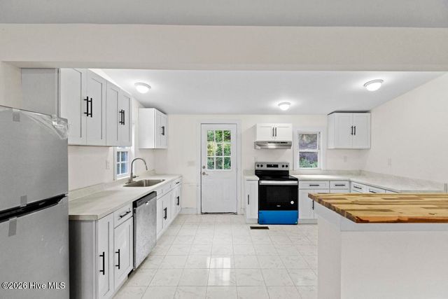 159 Tillett Lane, Sneads Ferry, NC 28460