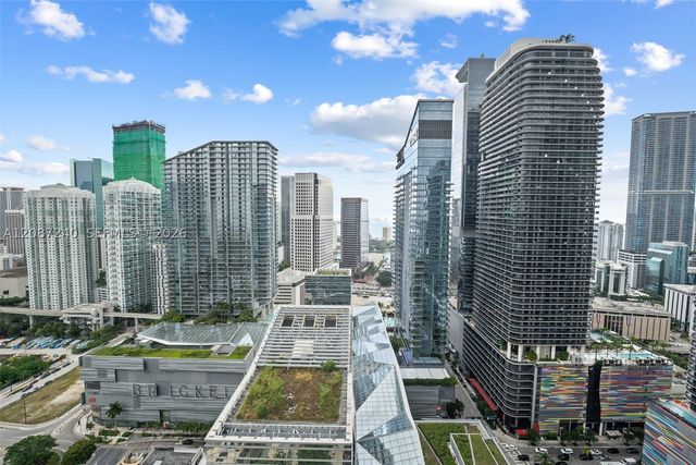 88 SW 7th St 3107, Miami, FL 33130