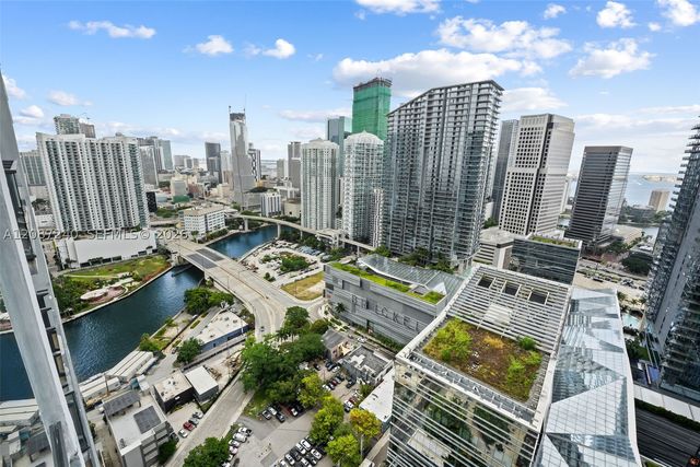 88 SW 7th St 3107, Miami, FL 33130