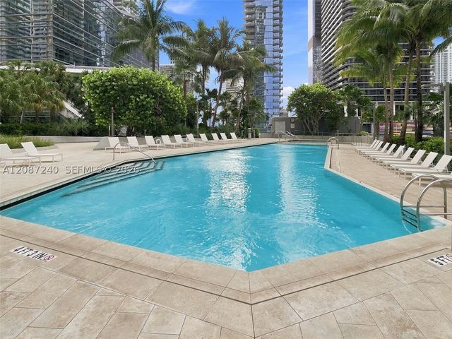 88 SW 7th St 3107, Miami, FL 33130