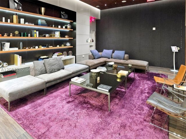 88 SW 7th St 3107, Miami, FL 33130