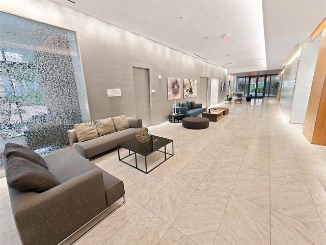 88 SW 7th St 3107, Miami, FL 33130