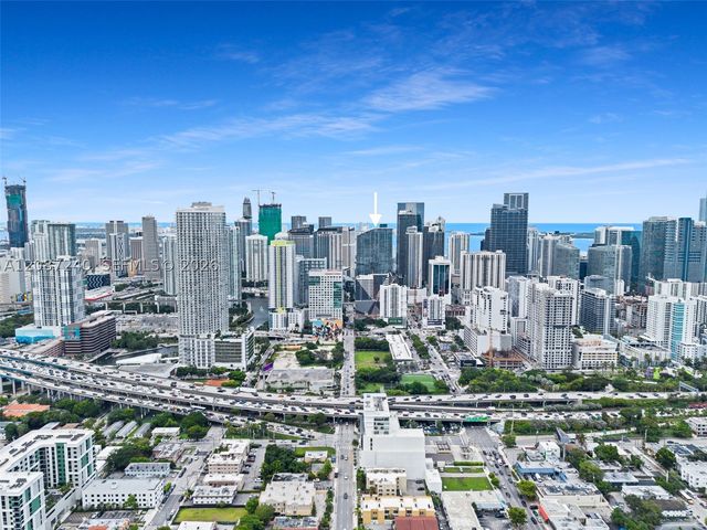 88 SW 7th St 3107, Miami, FL 33130