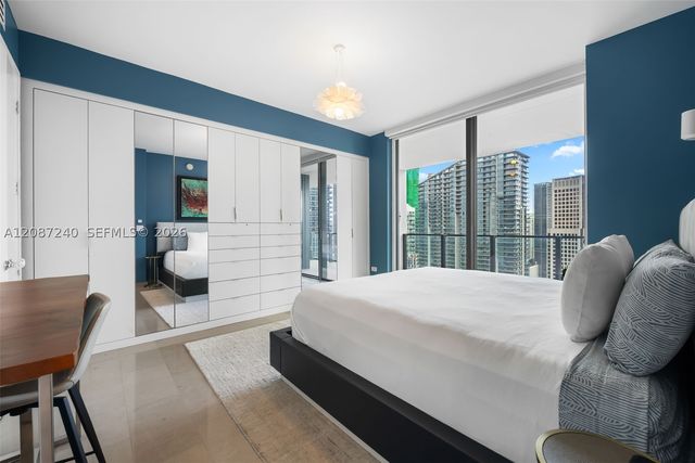 88 SW 7th St 3107, Miami, FL 33130