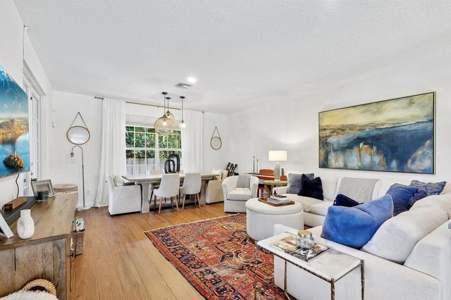 15 Wellesley Drive, Lake Worth Beach, FL 33460