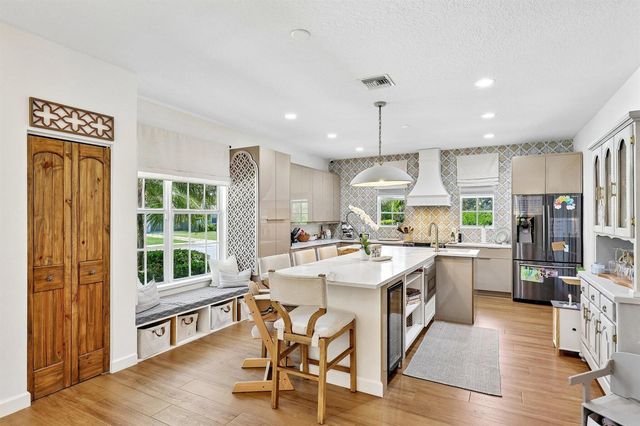15 Wellesley Drive, Lake Worth Beach, FL 33460