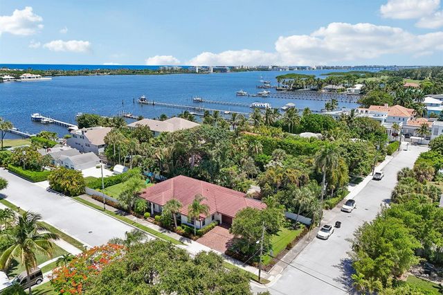 15 Wellesley Drive, Lake Worth Beach, FL 33460