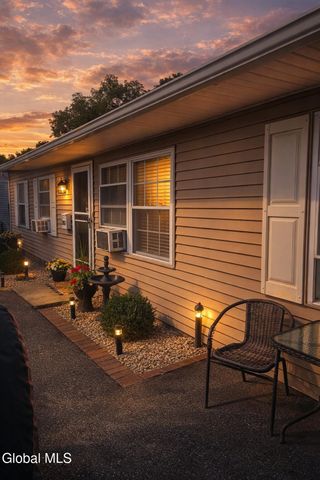 1043 Madison Avenue, Troy, NY 12180