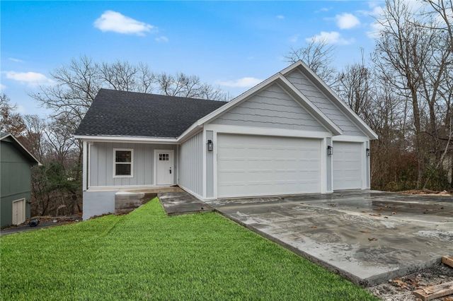 8 Brentwood Drive, Bella Vista, AR 72715