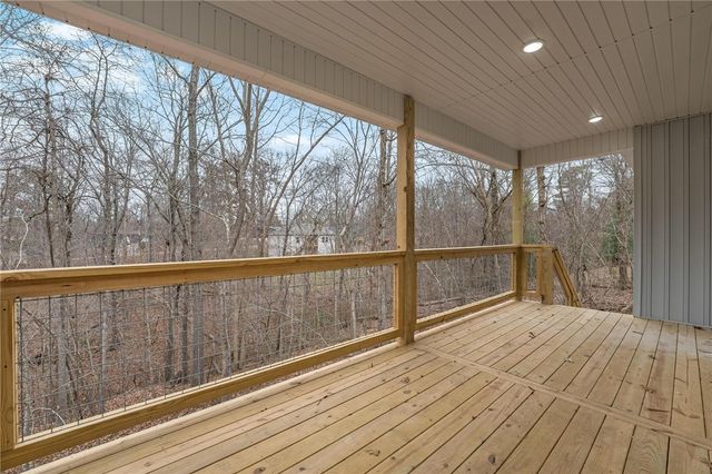 8 Brentwood Drive, Bella Vista, AR 72715