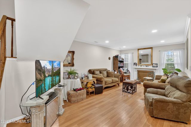 405 Dorchester Way, Manalapan, NJ 07726