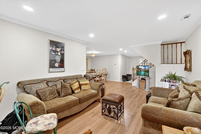 405 Dorchester Way, Manalapan, NJ 07726