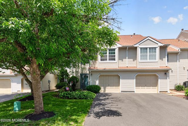 405 Dorchester Way, Manalapan, NJ 07726