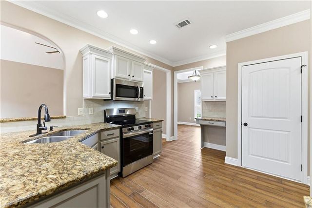 511 Willow Springs Drive, Dallas, GA 30132