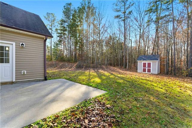 511 Willow Springs Drive, Dallas, GA 30132