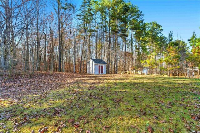 511 Willow Springs Drive, Dallas, GA 30132