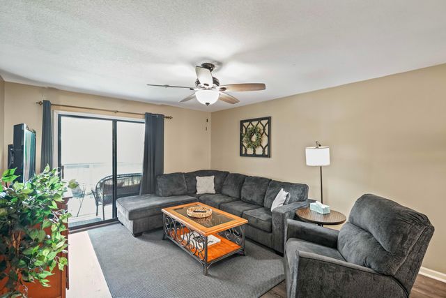 170 Bunker Ridge Drive 6, Branson, MO 65616