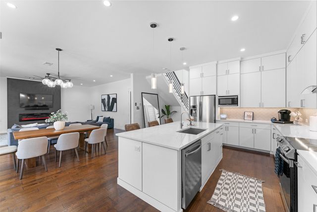 1526 Life Avenue, Dallas, TX 75212