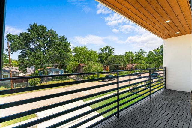 1526 Life Avenue, Dallas, TX 75212