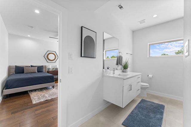 1526 Life Avenue, Dallas, TX 75212