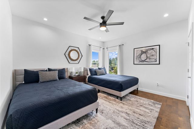 1526 Life Avenue, Dallas, TX 75212