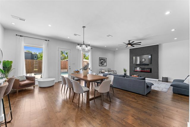 1526 Life Avenue, Dallas, TX 75212