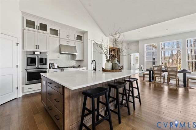 6806 Eagle Bend Ct, Moseley, VA 23120