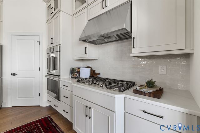 6806 Eagle Bend Ct, Moseley, VA 23120