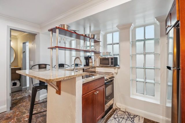 179 St Philip Street D And E, Charleston, SC 29403