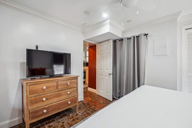 179 St Philip Street D And E, Charleston, SC 29403